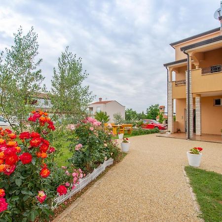 Apartment Lavanda 2 Poreč Dış mekan fotoğraf