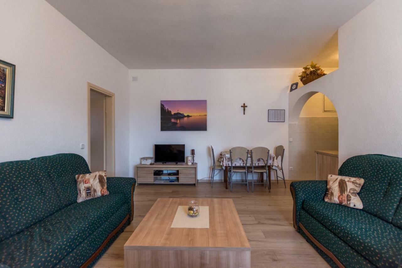 Apartment Lavanda 2 Poreč Dış mekan fotoğraf