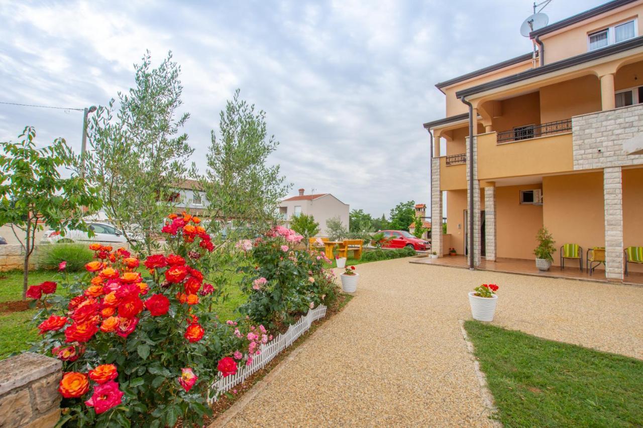 Apartment Lavanda 2 Poreč Dış mekan fotoğraf